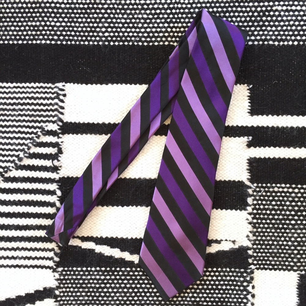 donating soon! 👋 express design studio striped tie